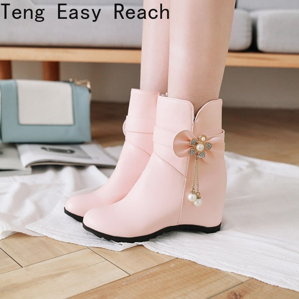 Ethnic Fashion Brand - أحذية نسائية أنيقة بكعب ويدجز للحفلات،