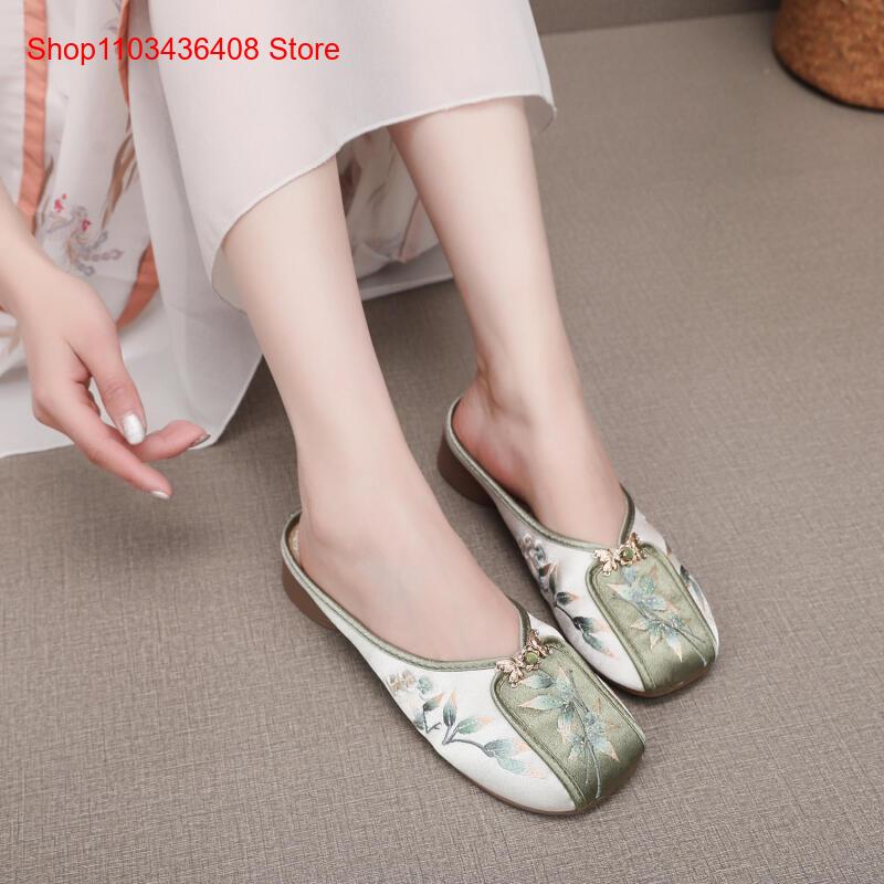 شباشب مطرزة جديدة للمنزل، أحذي - مراجعة The Ethnic Fashion وسعره