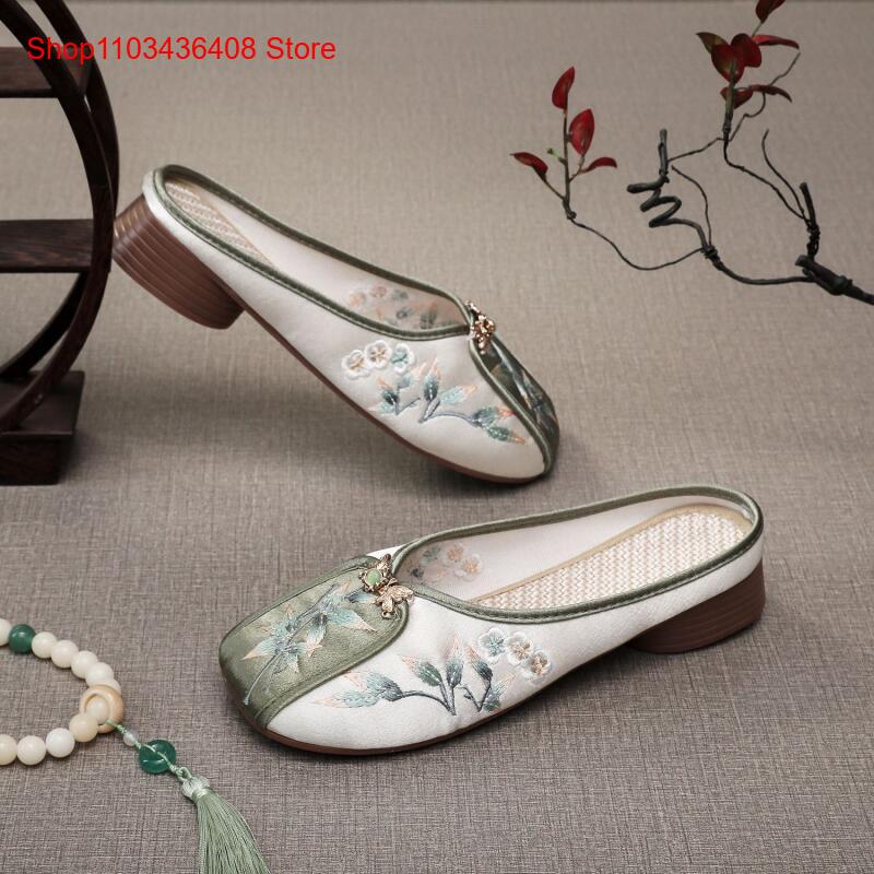 شباشب مطرزة جديدة للمنزل، أحذي - مراجعة The Ethnic Fashion وسعره