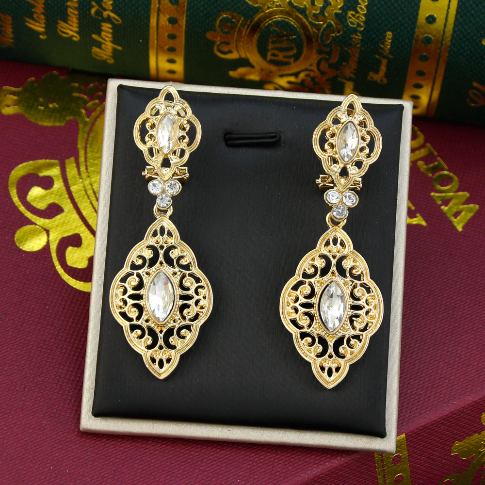 Sunالتوابل MS الذهب اللون المغ - مراجعة Ethnic Fashion Brand وسعره