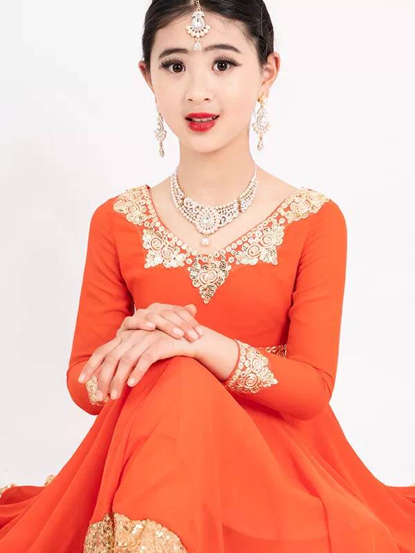 زي رقص هندي غريب من ييمان، زي  - مراجعة Ethnic Style وسعره