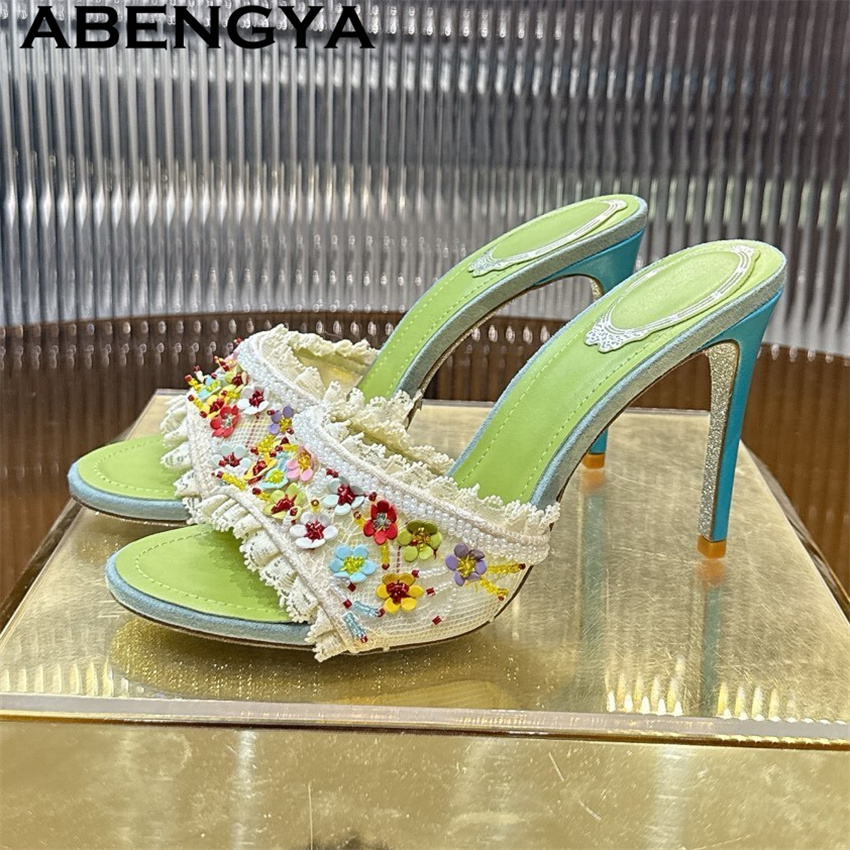 شباشب نسائية بكعب سميك مربع بن - مراجعة Ethnic Style وسعره