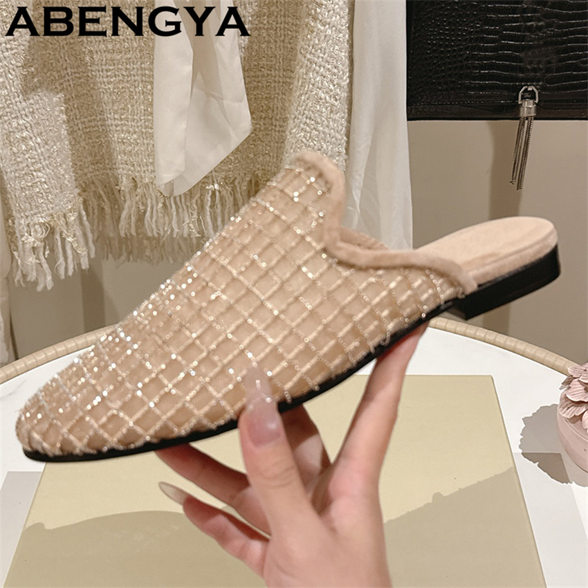 أحذية نسائية مسطحة لامعة من ال - مراجعة The Ethnic Fashion وسعره